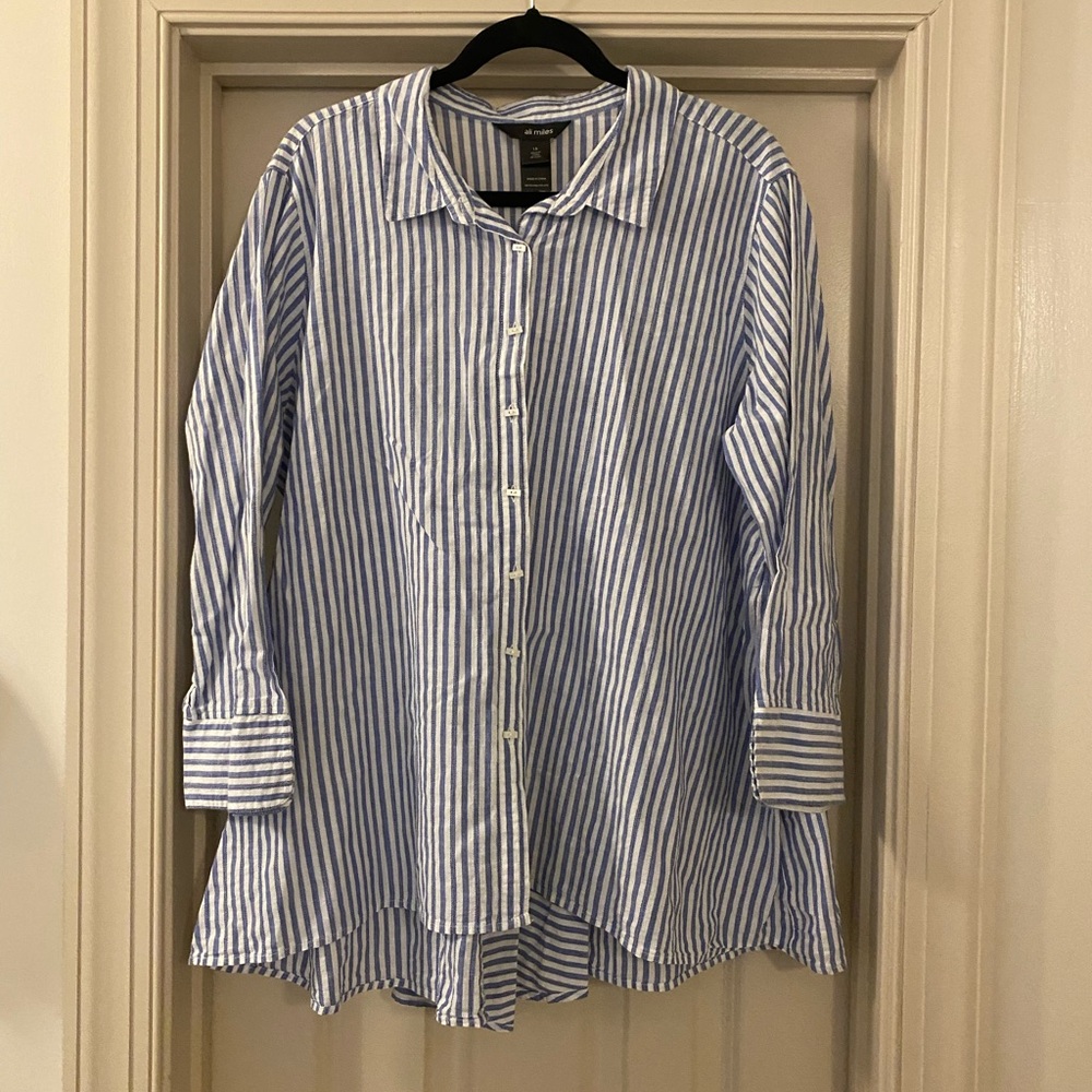 Ali Miles size 1X Blue and White Striped Casual Button Down Shirt
